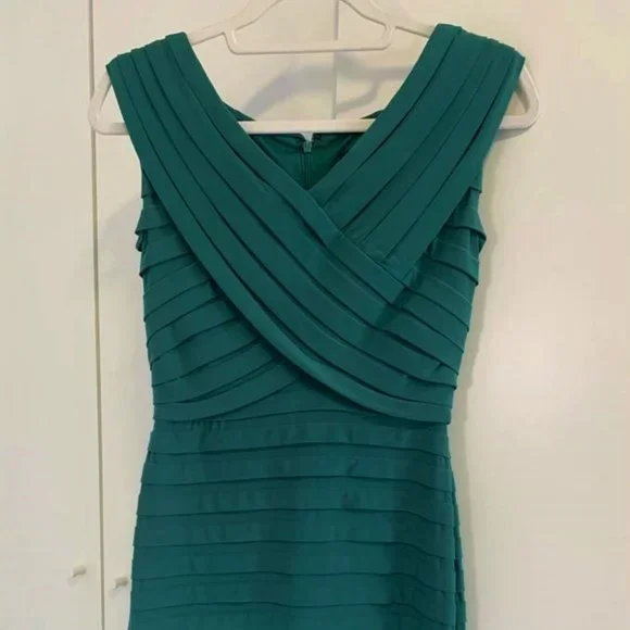 Adrianna Papell | Dresses | Adrianna Papell Green Dress Size 4 | Poshmark